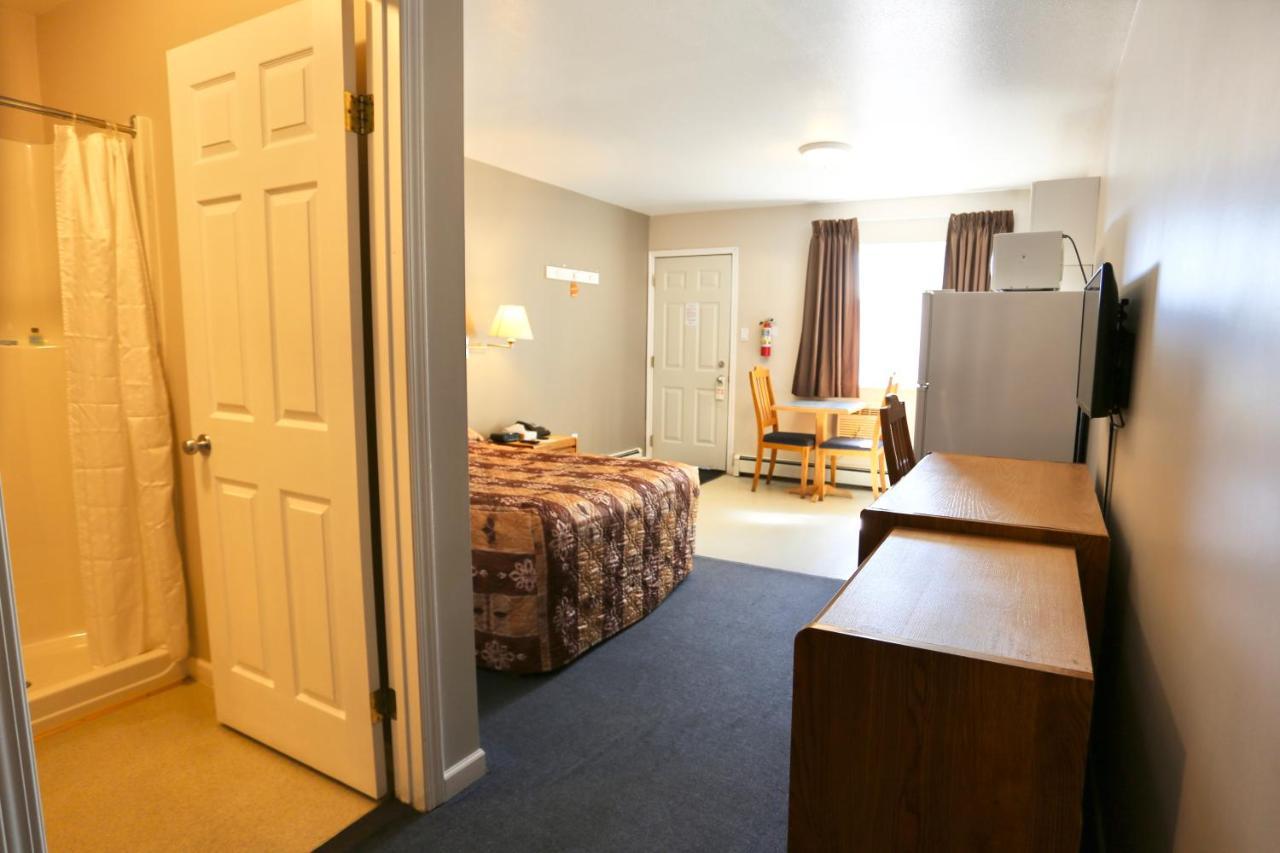 Motel Blue Bell Fort Nelson